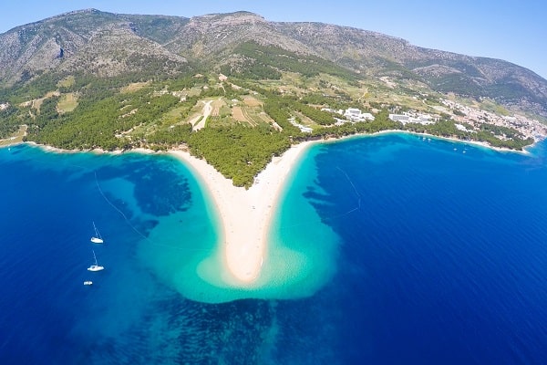 Lacné apartmány Brač - Bol