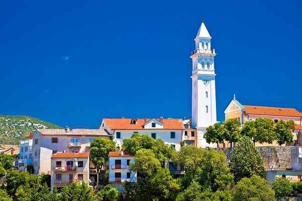 Lacné apartmány Novi Vinodolski